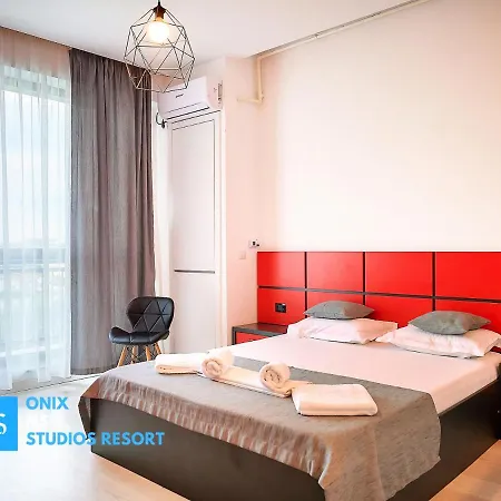 Ξενοδοχείο με διαμερίσματα Onix Mamaia